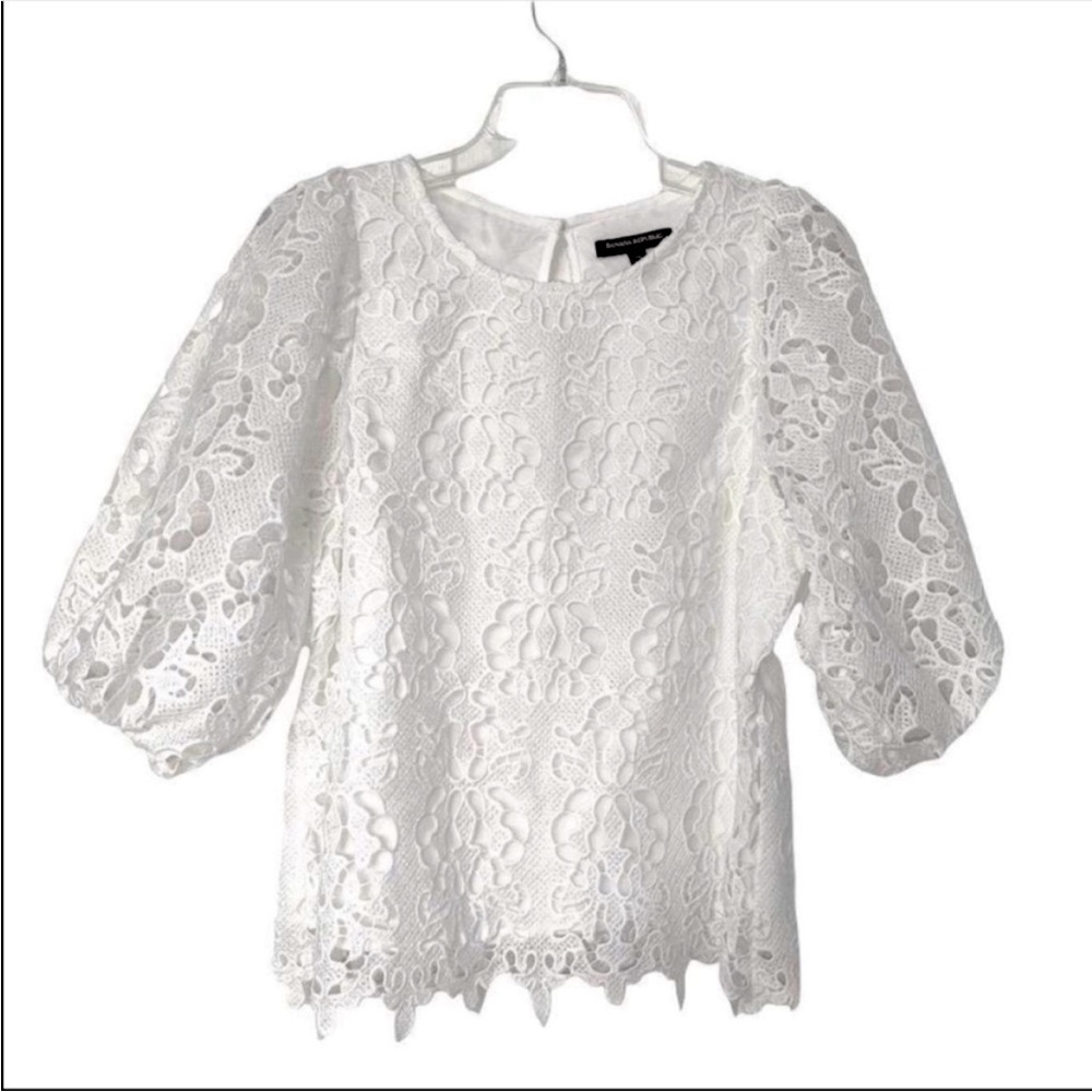 Banana republic white lace top, round neckline, 3/4 sleeves.